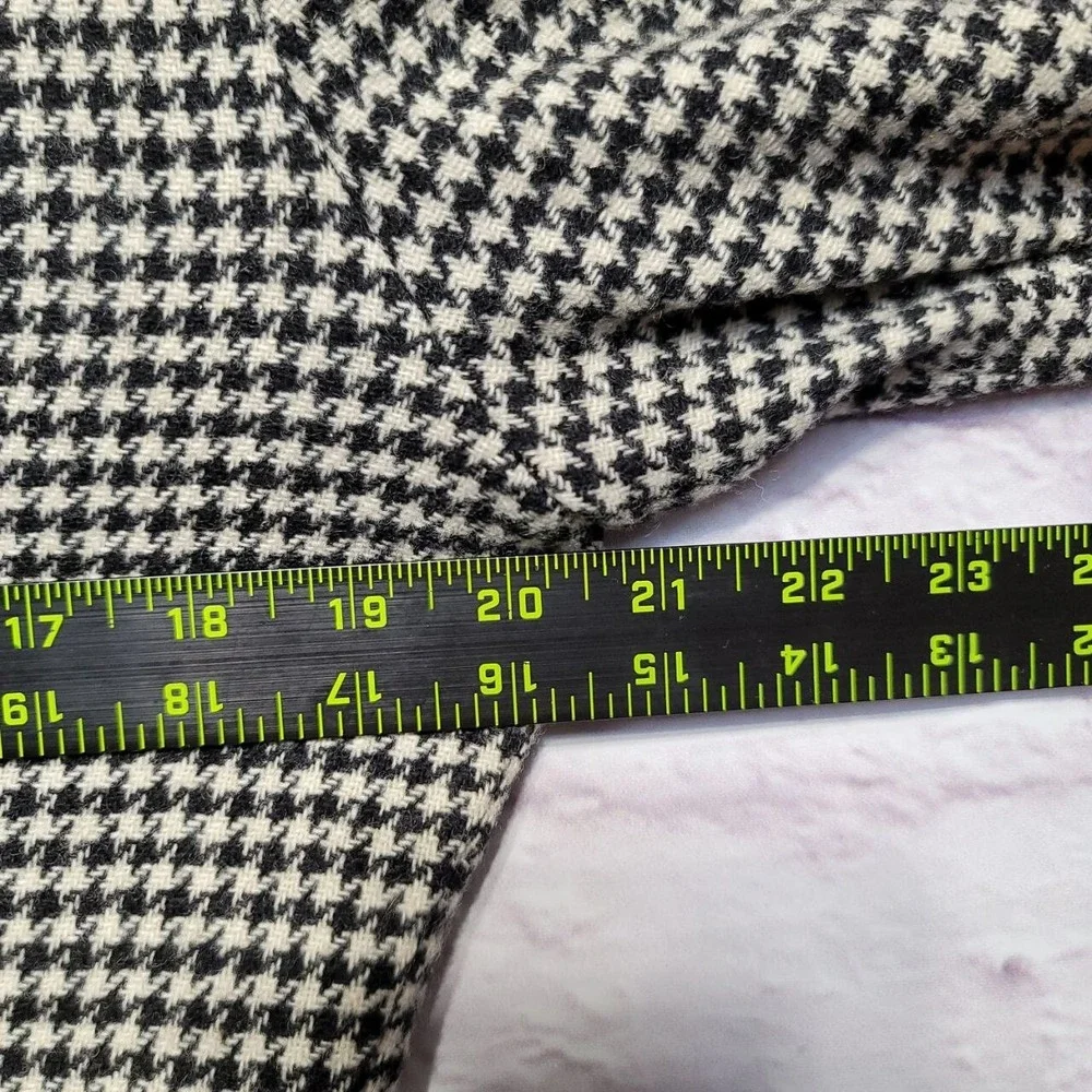Bergdorf Goodman Houndstooth Jacket Womens Large Black White Velvet‎ Collar - Picture 9 of 11